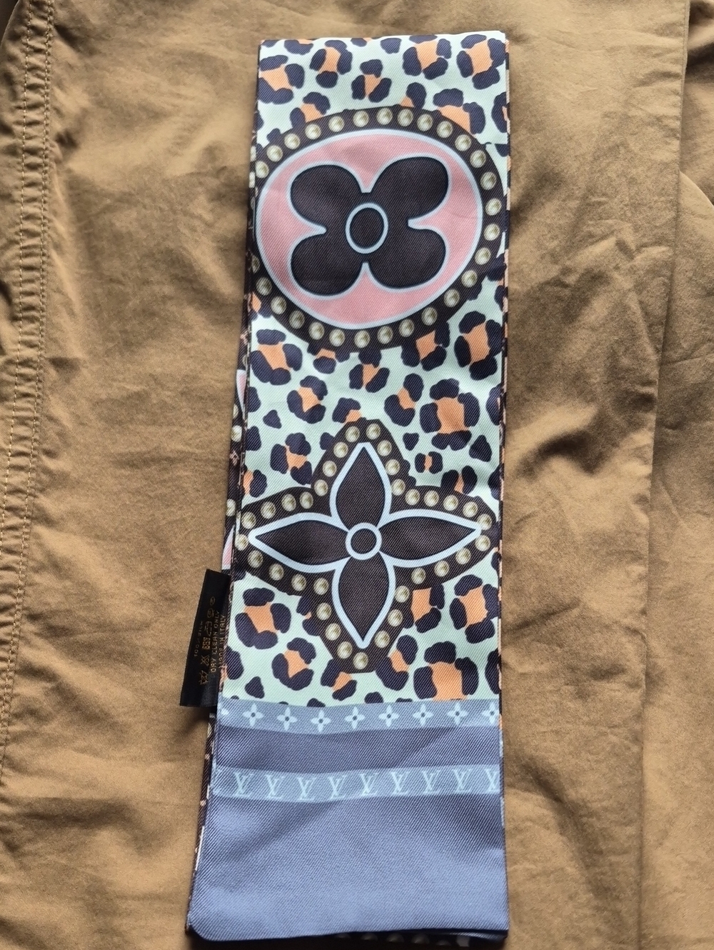 Louis Vuitton Leopard Monogram Silk Bandeau Scarf
